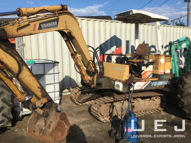 EXCAVATOR YANMAR YB351-2-U ( ユンボ Yanmar ) || UEJ Co. Ltd