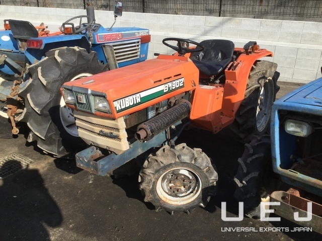 TRACTOR KUBOTA B1902 ( トラクター Kubota ) || UEJ Co. Ltd. || 福岡 