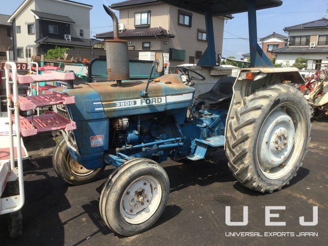 ヴィンテージ　FORD トラクターとトレーラー セット FORD] Ford 4600 Tractor 3-cylinder diesel engine sound A