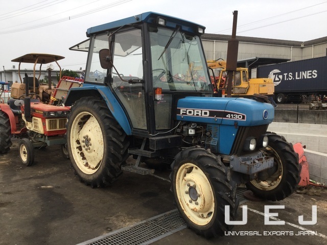 014437 TRACTOR FORD 4130